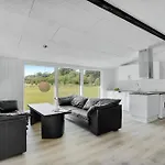 3 Bedroom Lovely In * Spottrup