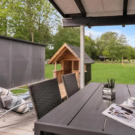 3 Bedroom Lovely In Сasa de vacaciones *