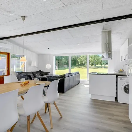 3 Bedroom Lovely In * Spøttrup