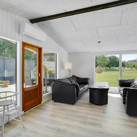 3 Bedroom Lovely In