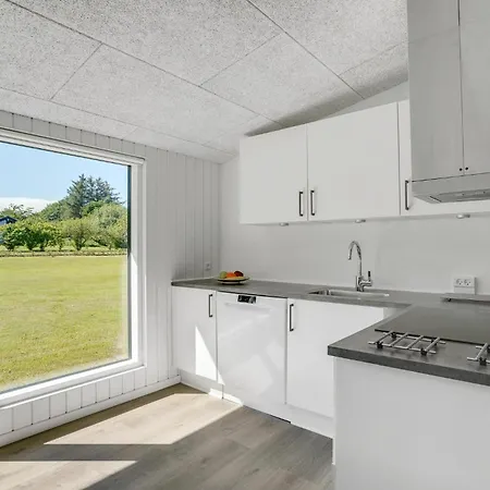 3 Bedroom Lovely In Dom wakacyjny
