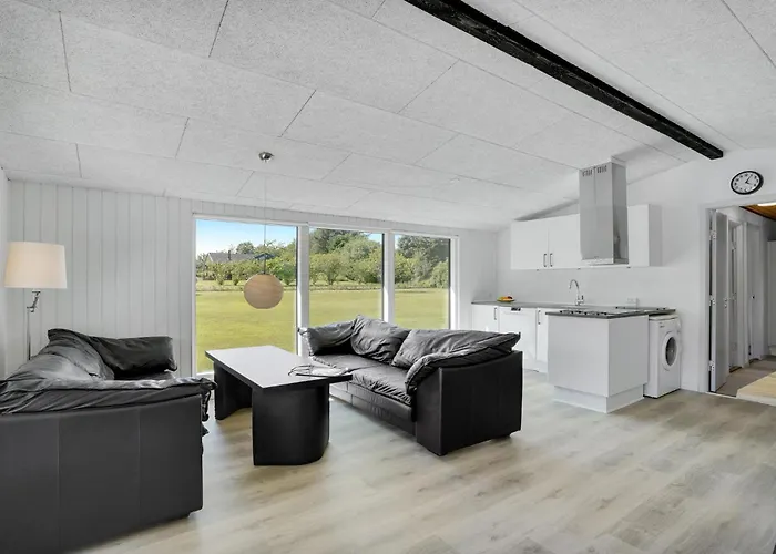 3 Bedroom Lovely In * Spottrup