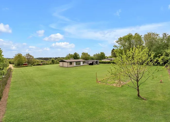 Сasa de vacaciones 3 Bedroom Lovely In